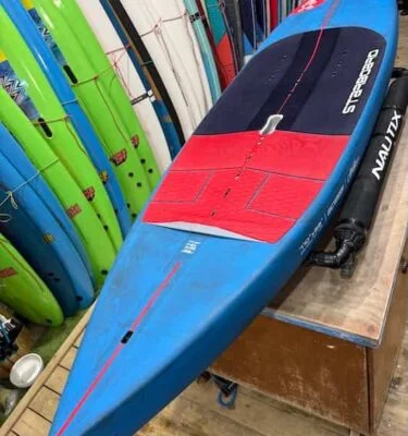 גלשן ווינג משומש Starboard Ace Foil 140L 2025