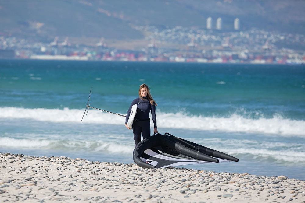 איך לבחור חליפת גלישה