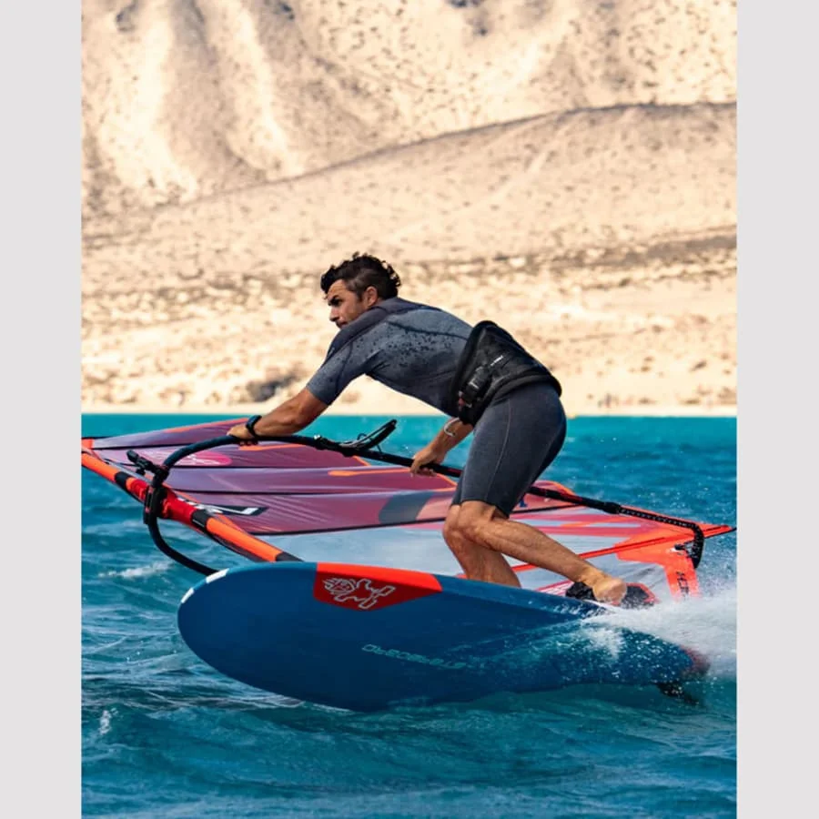 גלשן רוח Starboard Isonic 67 Carbon Reflex Sandwich 2026 – תמונה 2